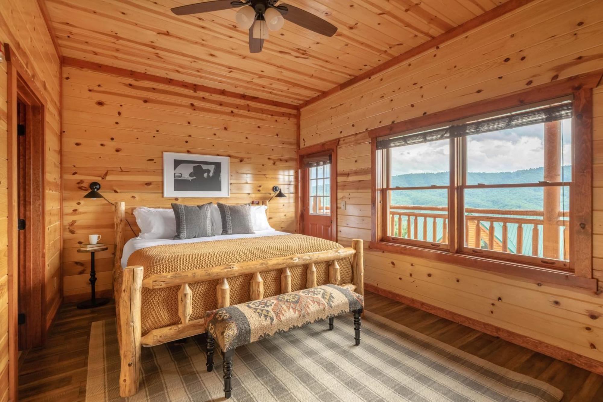Sugarland By Avantstay Sleeps 28 Home Theatre Two Hot Tubs Indoor Pool Incredible Views Pigeon Forge Eksteriør bilde