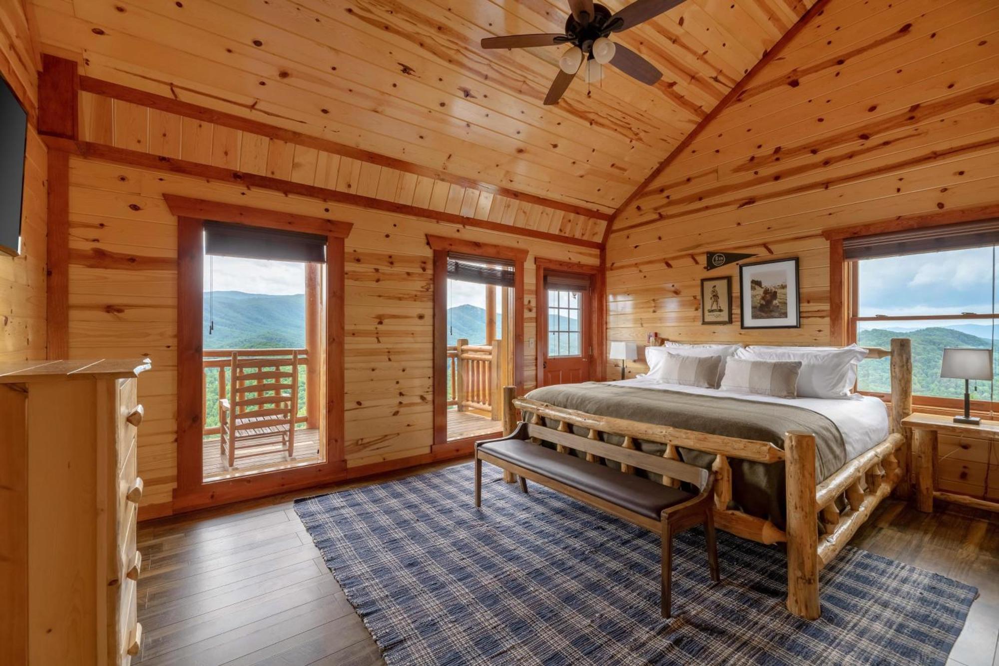 Sugarland By Avantstay Sleeps 28 Home Theatre Two Hot Tubs Indoor Pool Incredible Views Pigeon Forge Eksteriør bilde