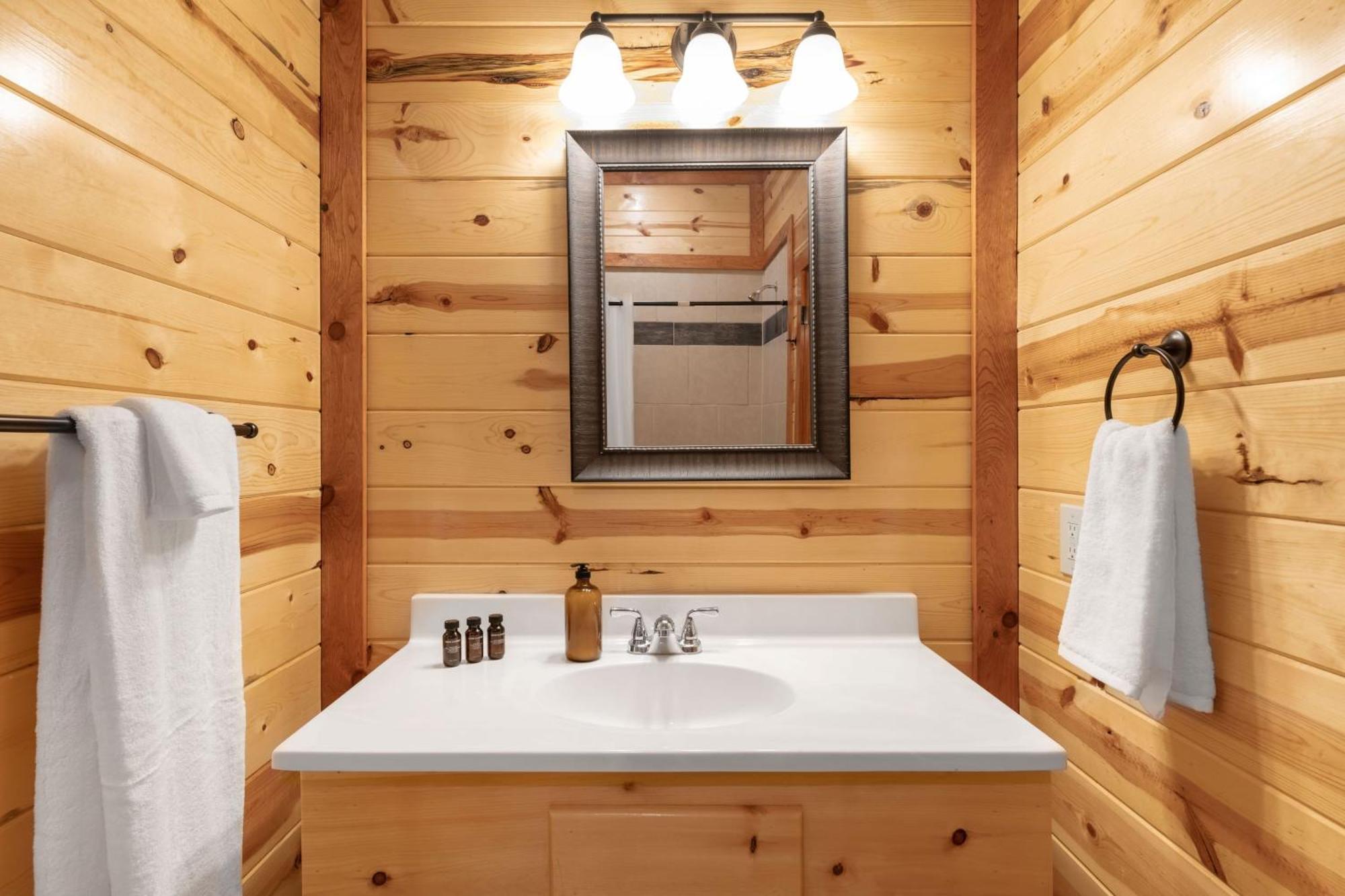 Sugarland By Avantstay Sleeps 28 Home Theatre Two Hot Tubs Indoor Pool Incredible Views Pigeon Forge Eksteriør bilde