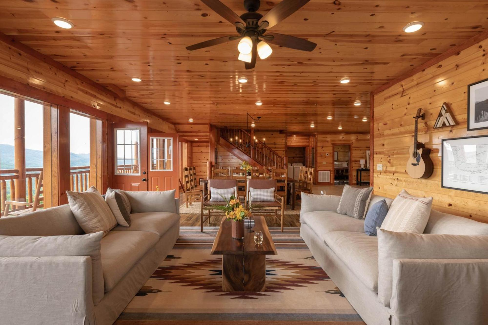 Sugarland By Avantstay Sleeps 28 Home Theatre Two Hot Tubs Indoor Pool Incredible Views Pigeon Forge Eksteriør bilde